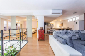 LF PARKING INCLUIDO Amplio Loft en Barrio Santa Cruz, Seville